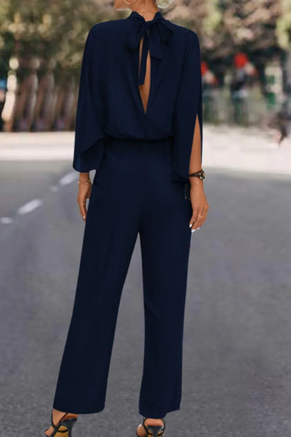 Diana Tie Back Mock Neck Split Sleeve Jumpsuits - Vestir en Moda