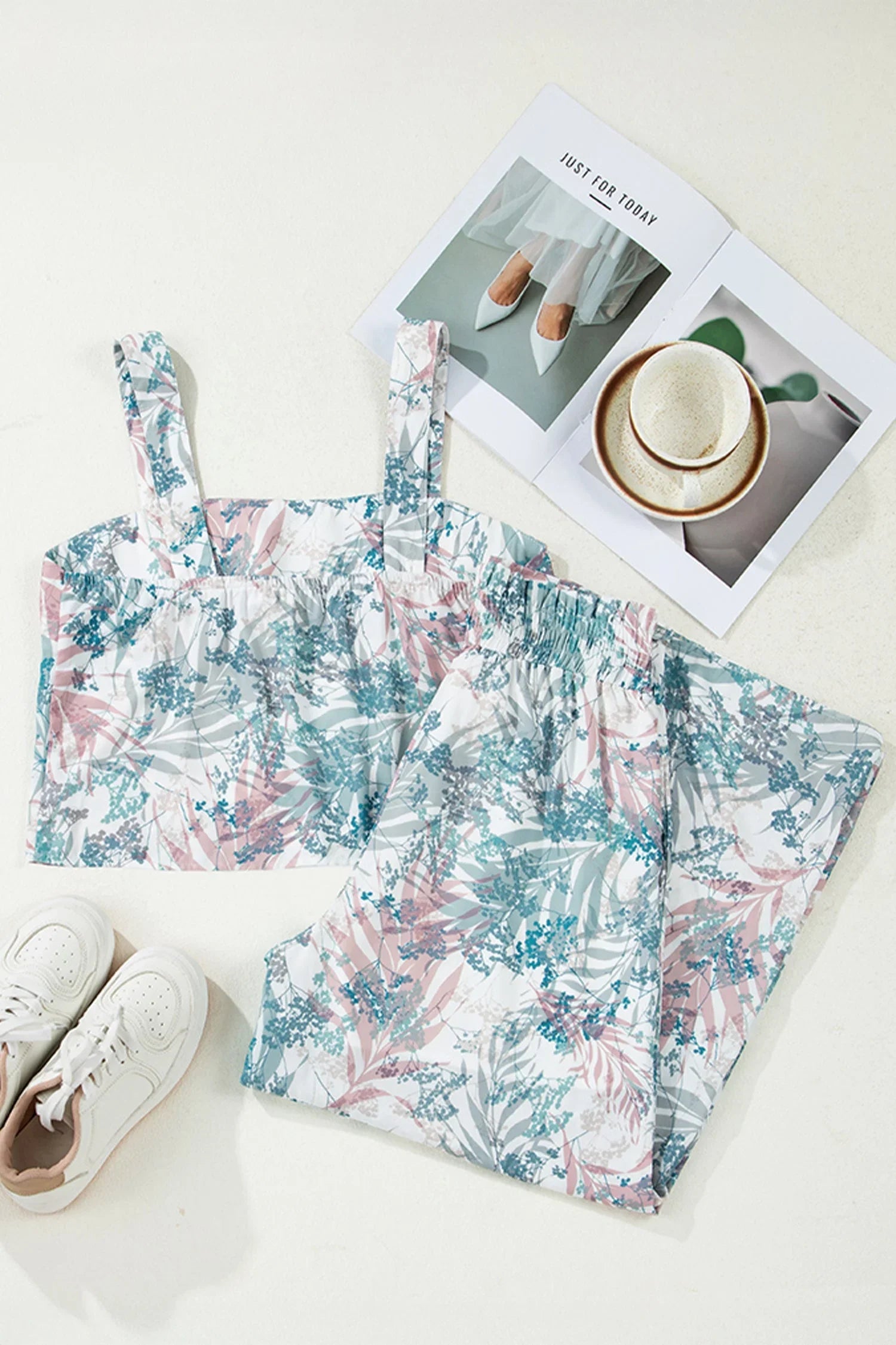 Zoe Tropical Palm Cropped Two Piece Sets