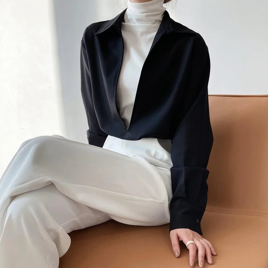 Eleanor Long Sleeve V-neck Fashionable Outerwear Blouse - Vestir en Moda