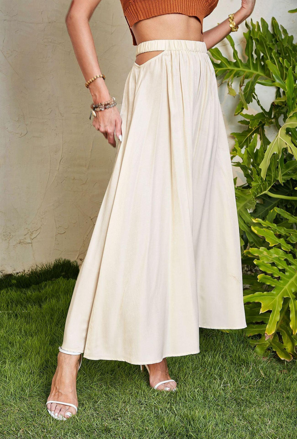 Elise High Waist Hollow Out Cutout Out Solid Long A Line Big Hem Skirt - Vestir en Moda