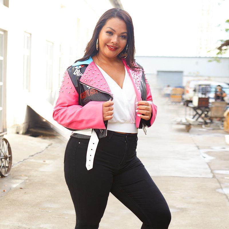 Molly Plus Size Cool Leather Rivet Printing Collared Contrast Jacket - Vestir en Moda