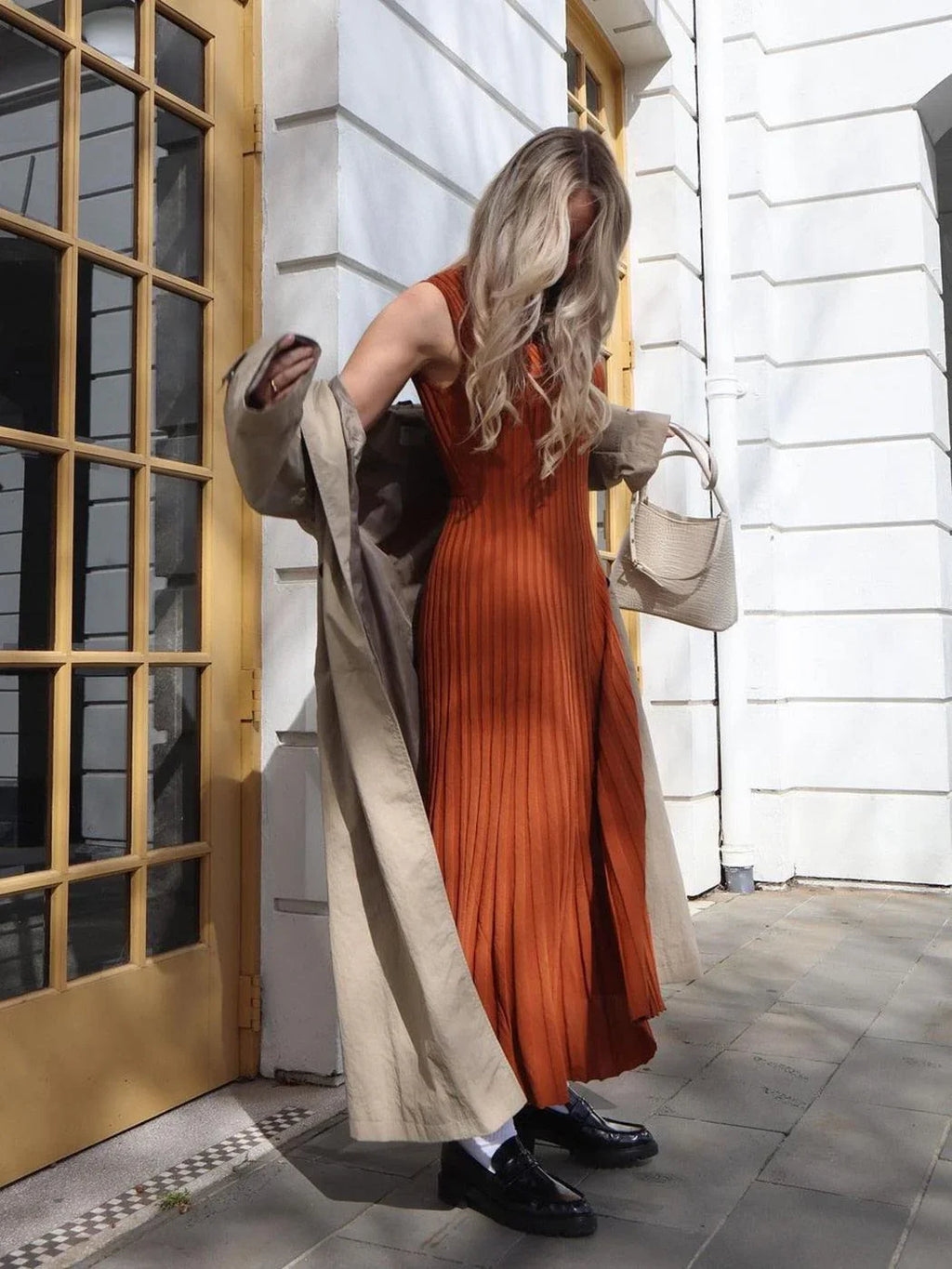 Nia Sleeveless Pleat Round Neck A-line Pit Strip Slim Long Dress - Vestir en Moda
