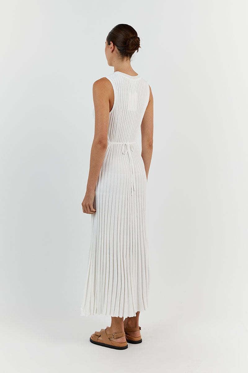 Nia Sleeveless Pleat Round Neck A-line Pit Strip Slim Long Dress - Vestir en Moda