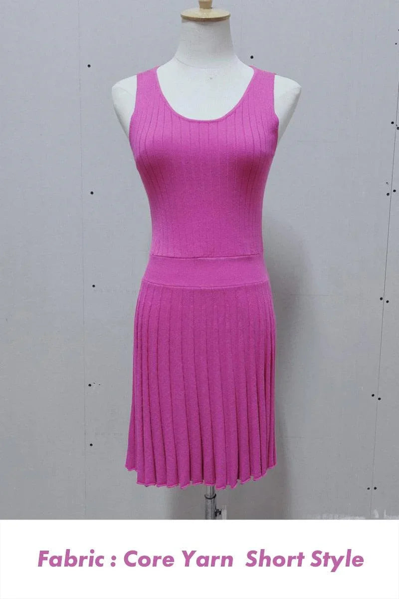 Nia Sleeveless Pleat Round Neck A-line Pit Strip Slim Long Dress - Vestir en Moda