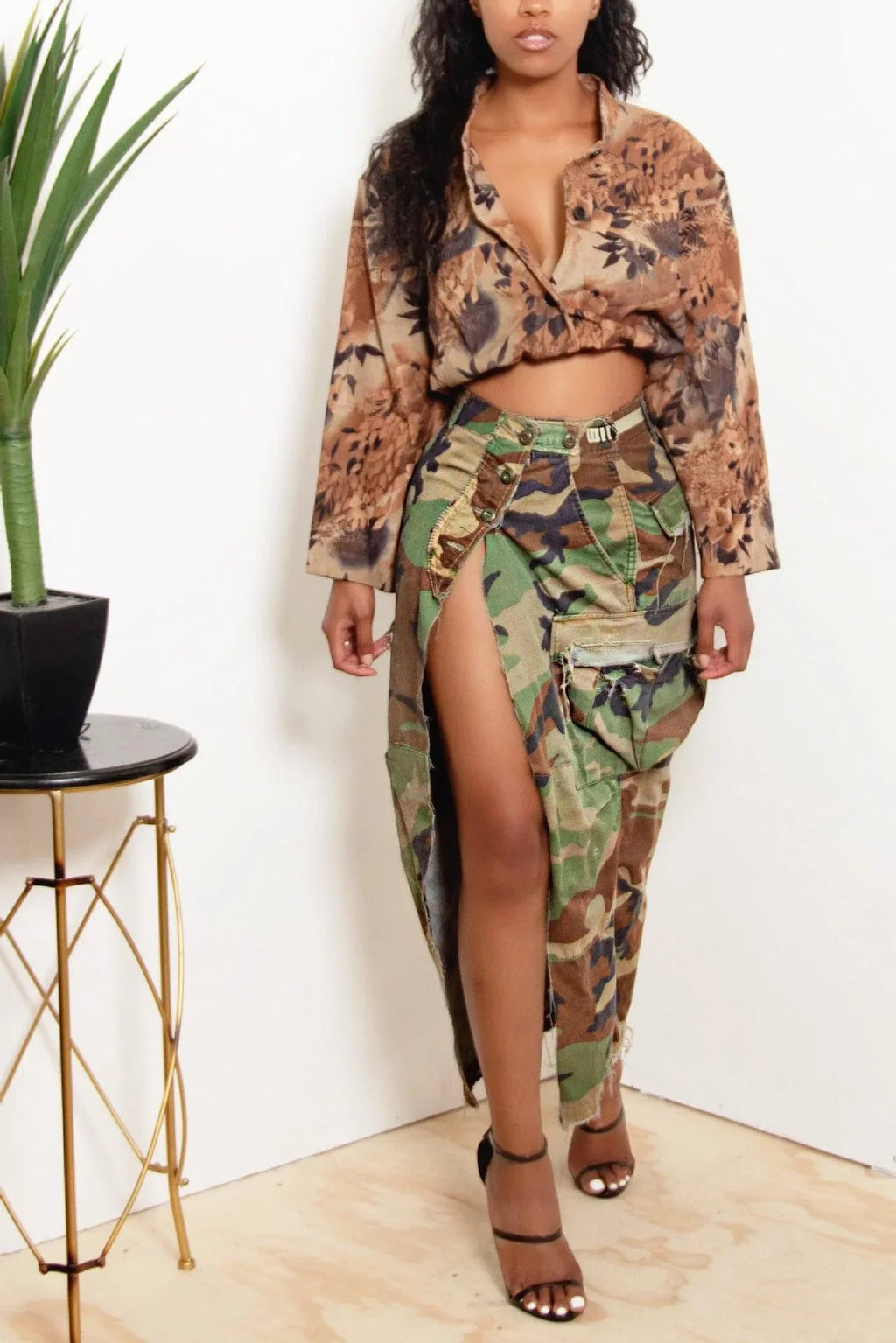Phoebe Pocket Button Personalized Camouflage Pocket Slit Tassel Skirt - Vestir en Moda