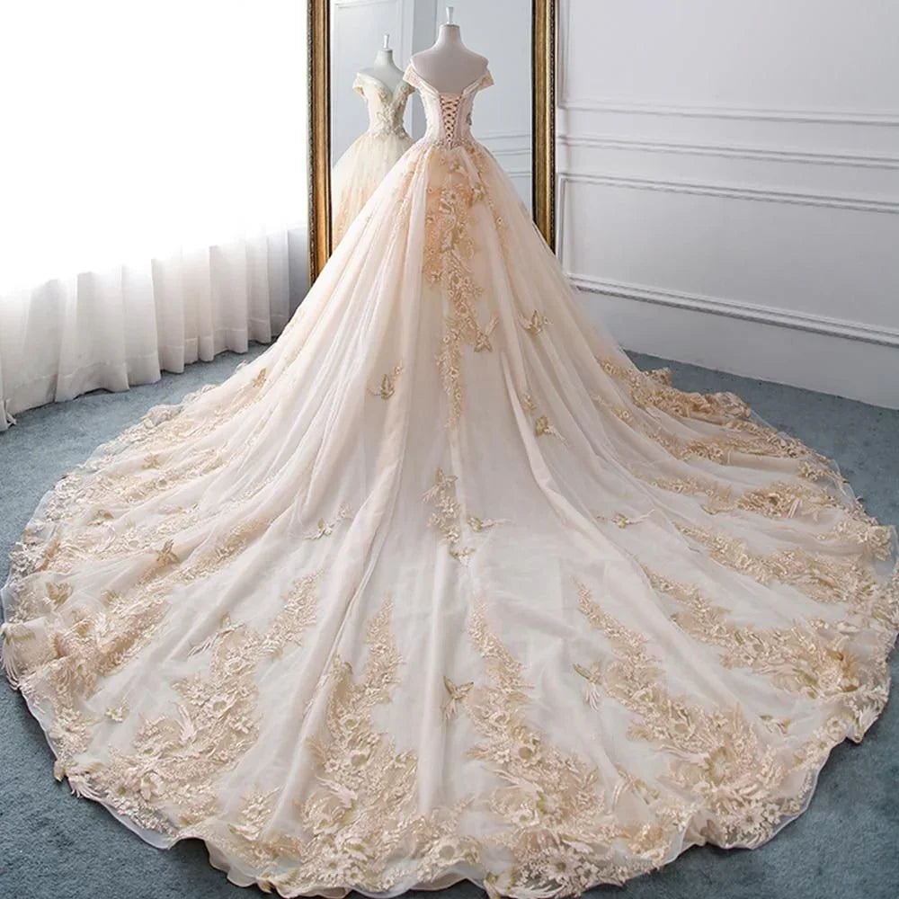 Luxury Sparkly Beading Pearls Wedding Gown