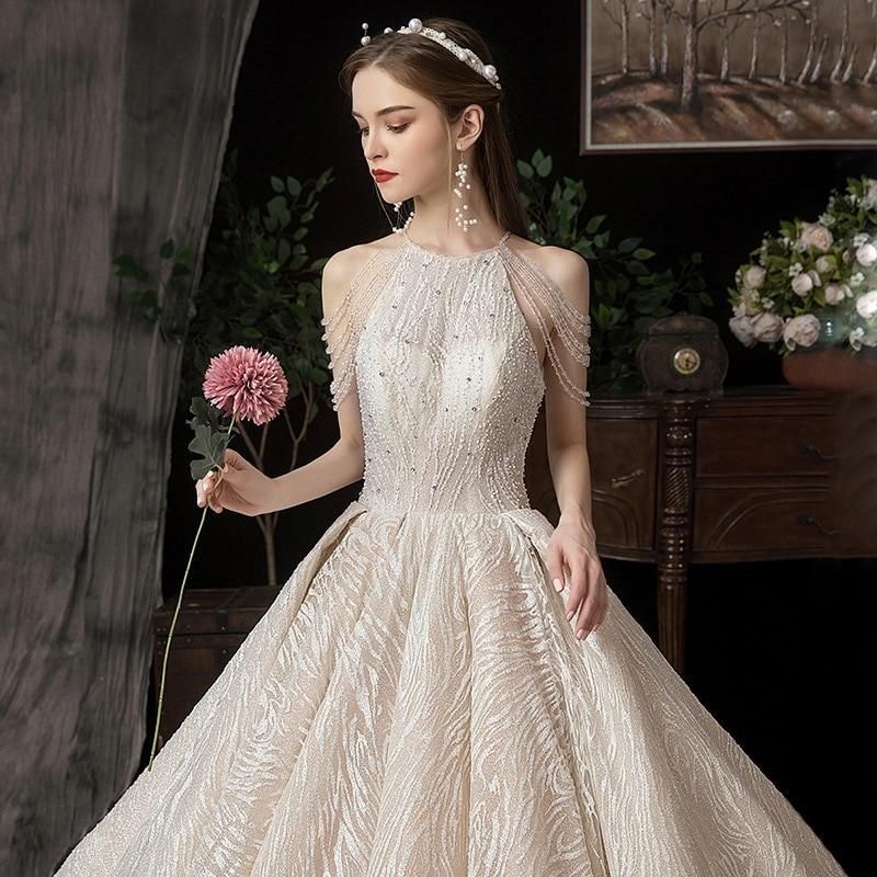 Luxurious Shiny Sexy Wedding Gown with Crystal Lace / Beading