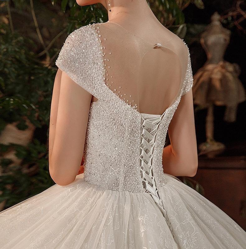 Luxury Wedding Dress With Sparkling Shiny Crystal Beads