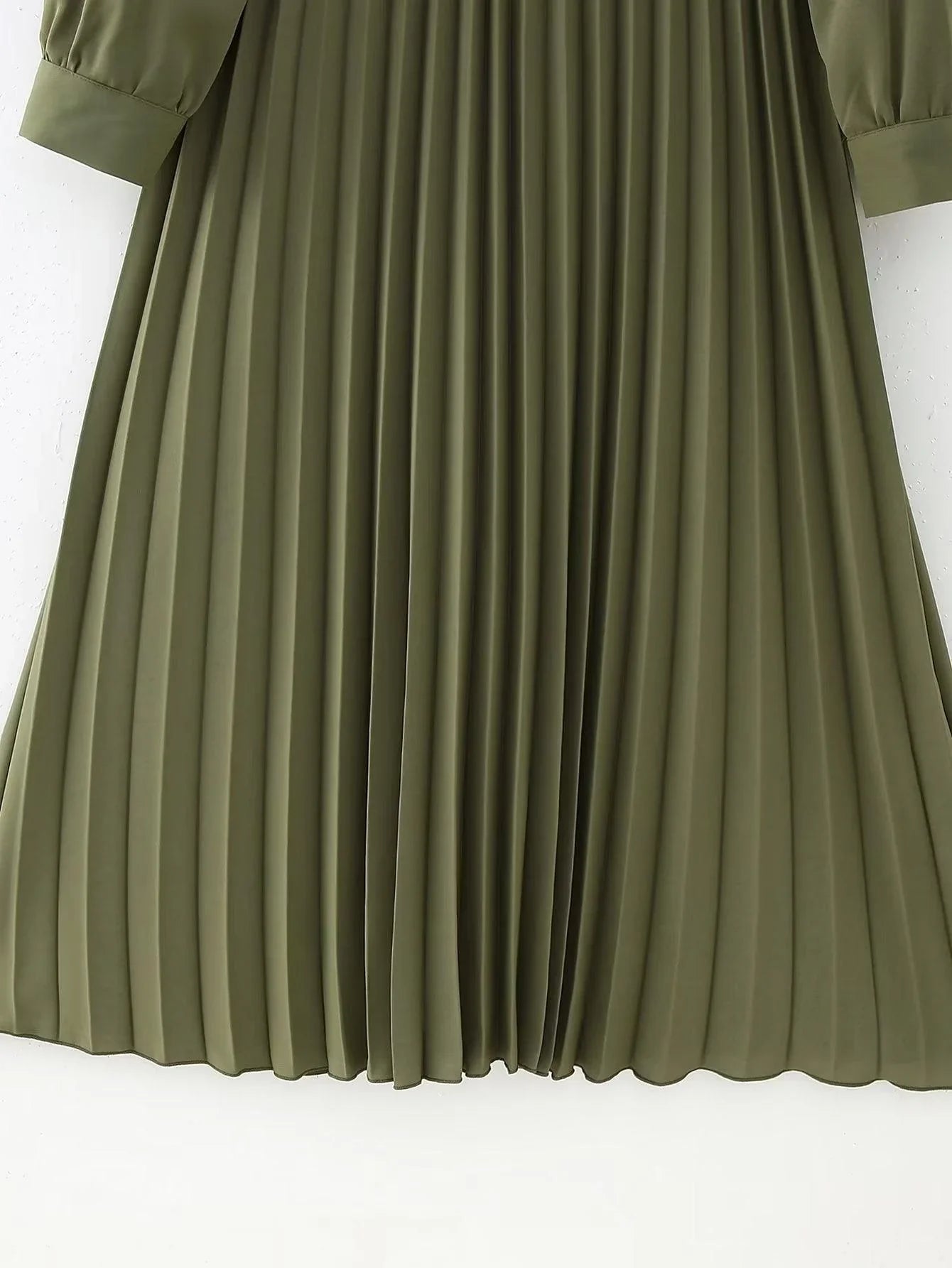 Raquel Women Winter V neck Belt Pleated Dresses - Vestir en Moda