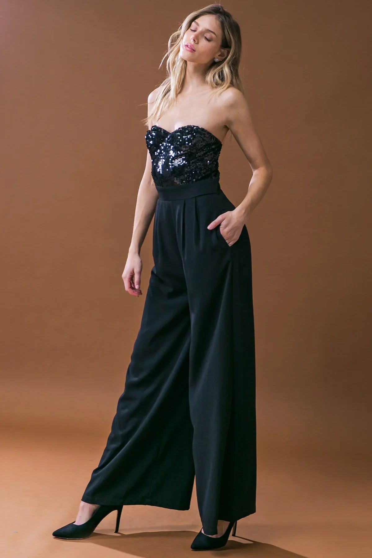 RARE BEAUTY HUNTER WOVEN