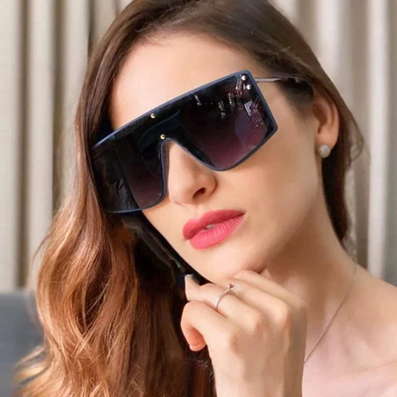 Trendy New Big Frame One Piece Fashionable Sunglasses - Vestir en Moda