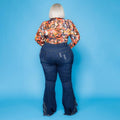 Zoe Plus Size Slim Fit Ripped Tassel Washed Bell-Bottom Jean Denim - Vestir en Moda
