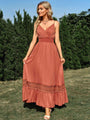 Lillie Spaghetti Strap Smocked Waist Spliced Lace Dress - Vestir en Moda