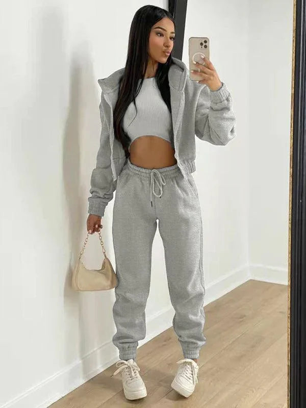 Giorgia Women's Knitted Casual Sports Fleece Three piece Sets - Vestir en Moda