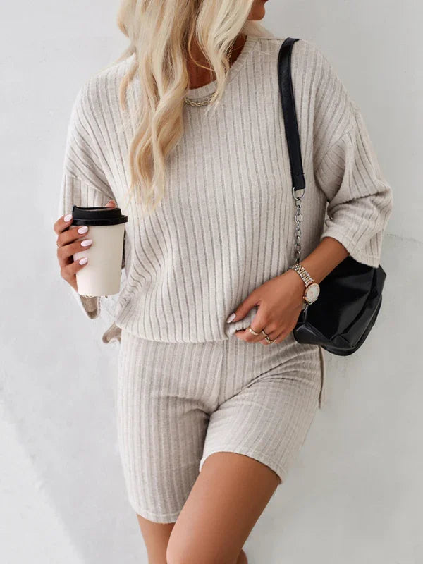 Emily Women's new style elegant, fashionable and casual round Two pieces sets