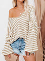 Laprilla Dramatic Off The Shoulder Cropped V Neck Sweater - Vestir en Moda