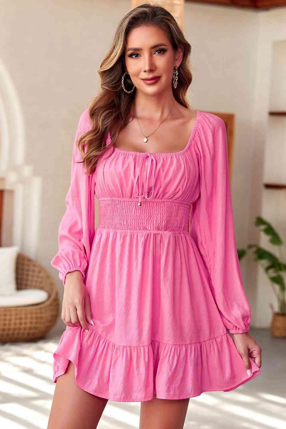 Winnie Smocked Balloon Sleeve Off-Shoulder Mini Dress - Vestir en Moda
